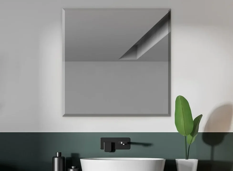 D_NQ_NP_958827-MLB82450858095_022025-F-espelho-bisot-quadrado-60x60-cm-sala-hall-kit-instalaco